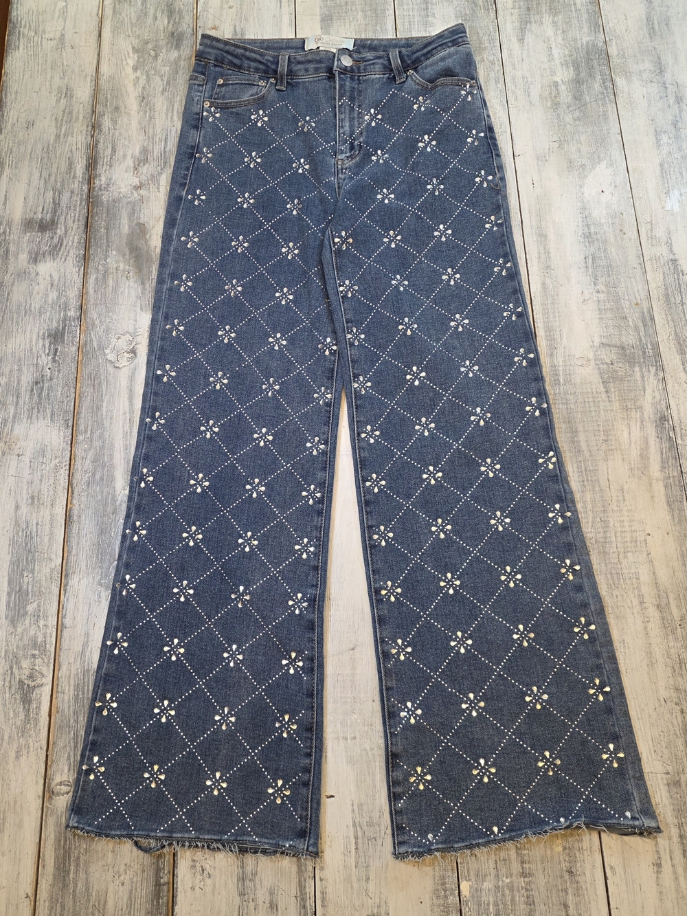 Cato Limited Edition Blue Wide-Leg Jeans w/ Diamond & Floral Stud Pattern sz 10